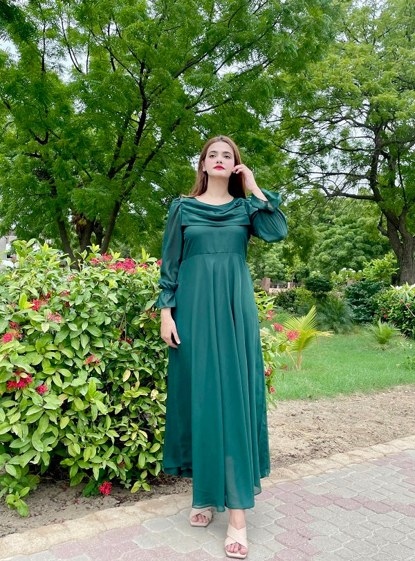 FLOWY GREEN DRESS