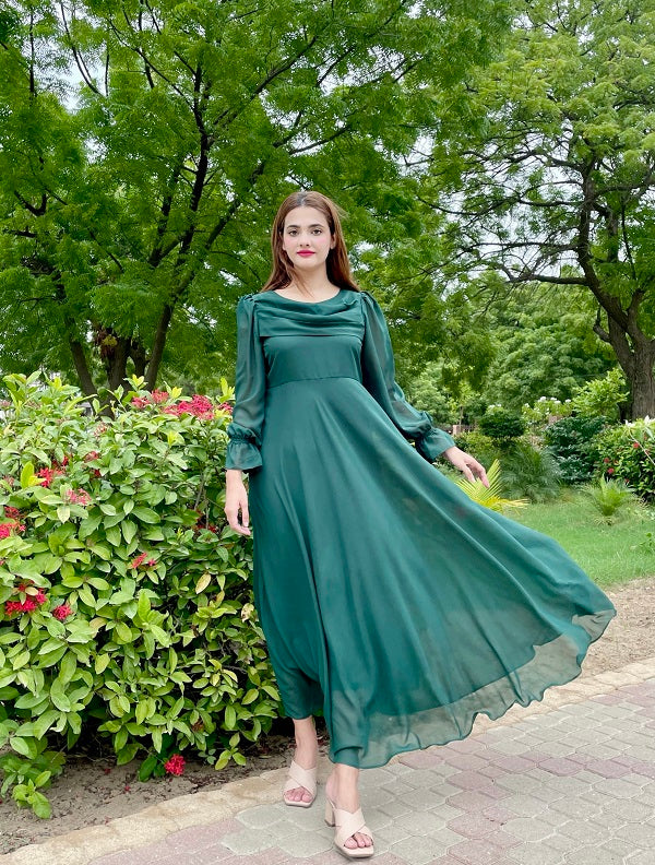 FLOWY GREEN DRESS