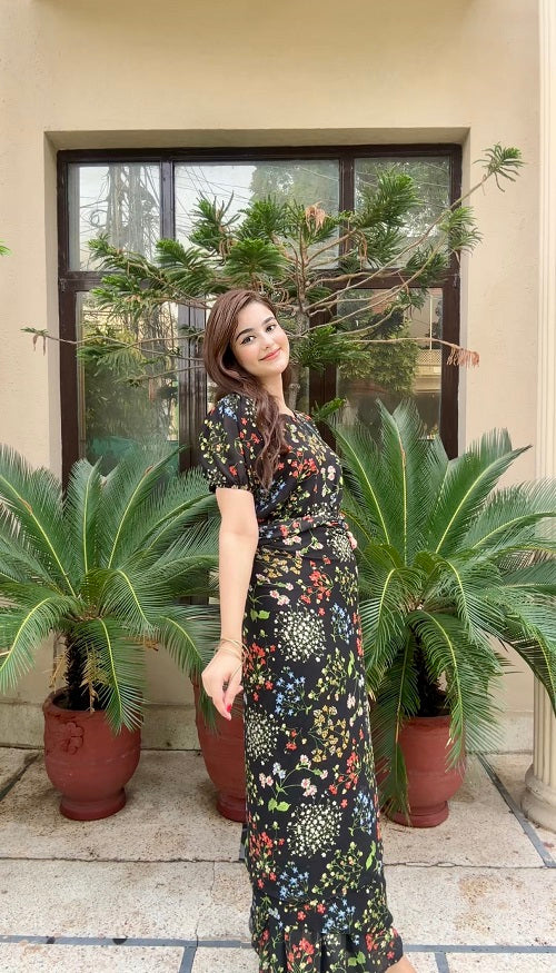 FLORAL PRE - DRAPED - SAREE GOWN