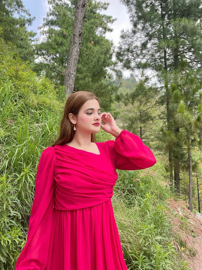 RED FLIRTY FRILL