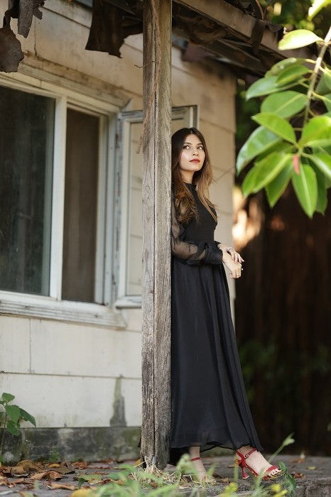 BLACK KNOT DRESS