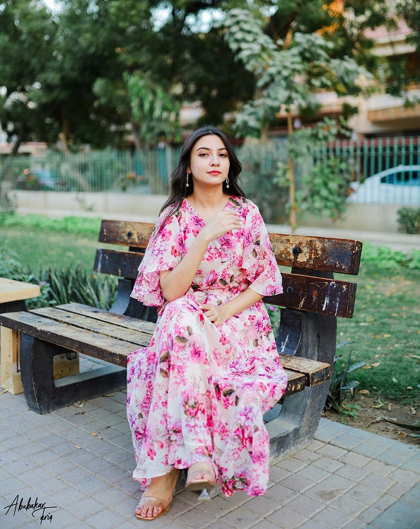 FLUTTER BOLD DRESS