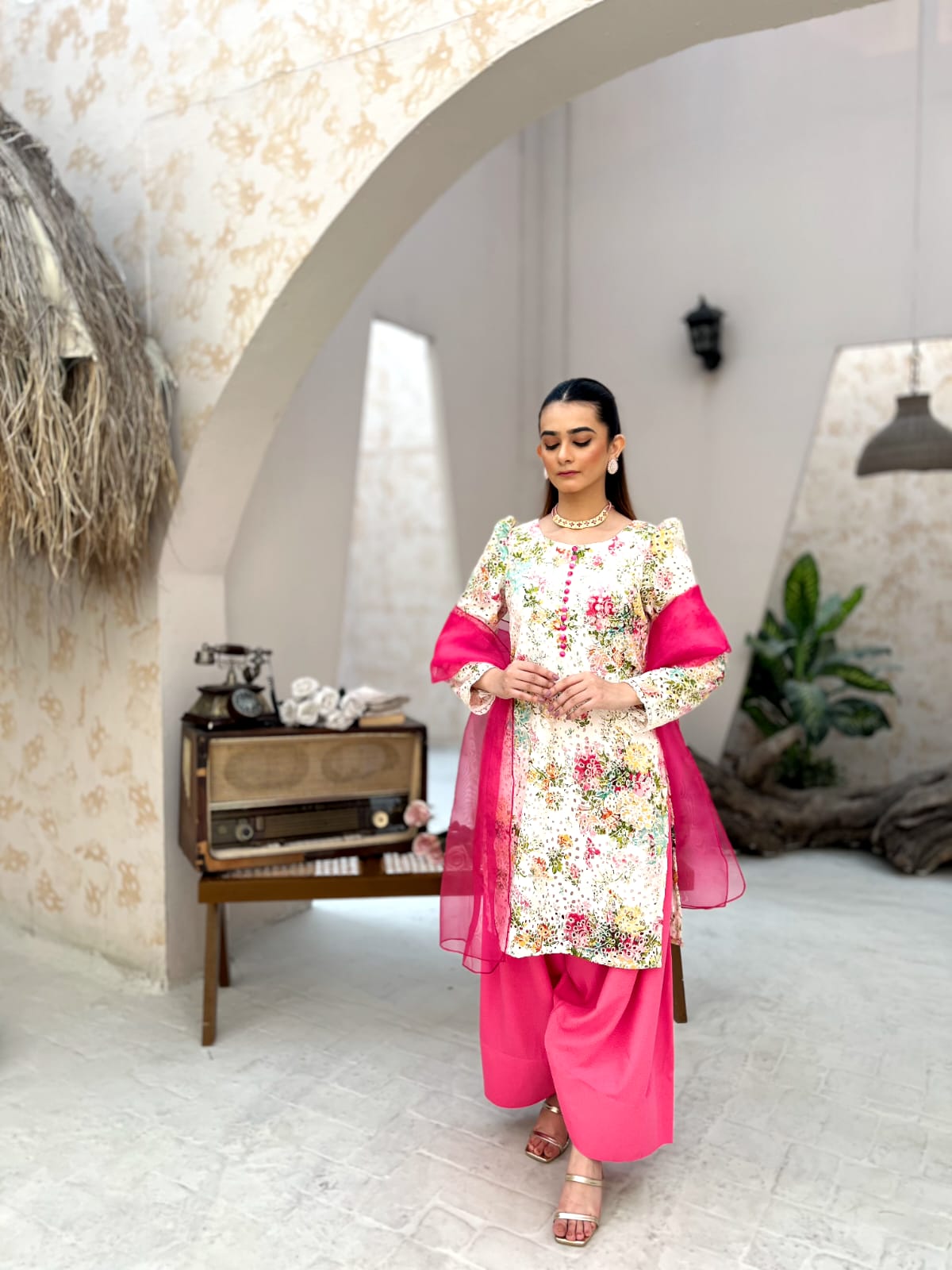 FARSHI FLAMINGO CUTWORK DRESS