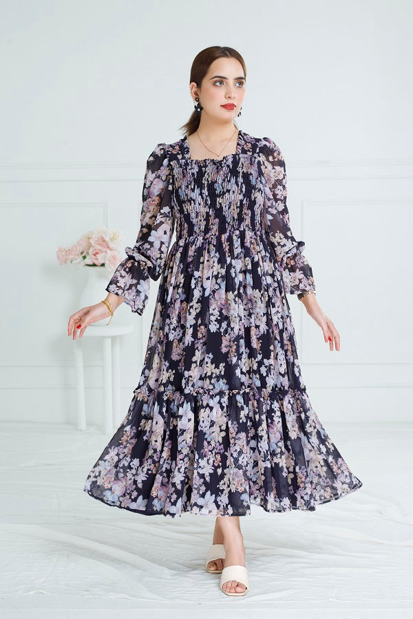 NAVYBLUE SQAURISH FLORAL