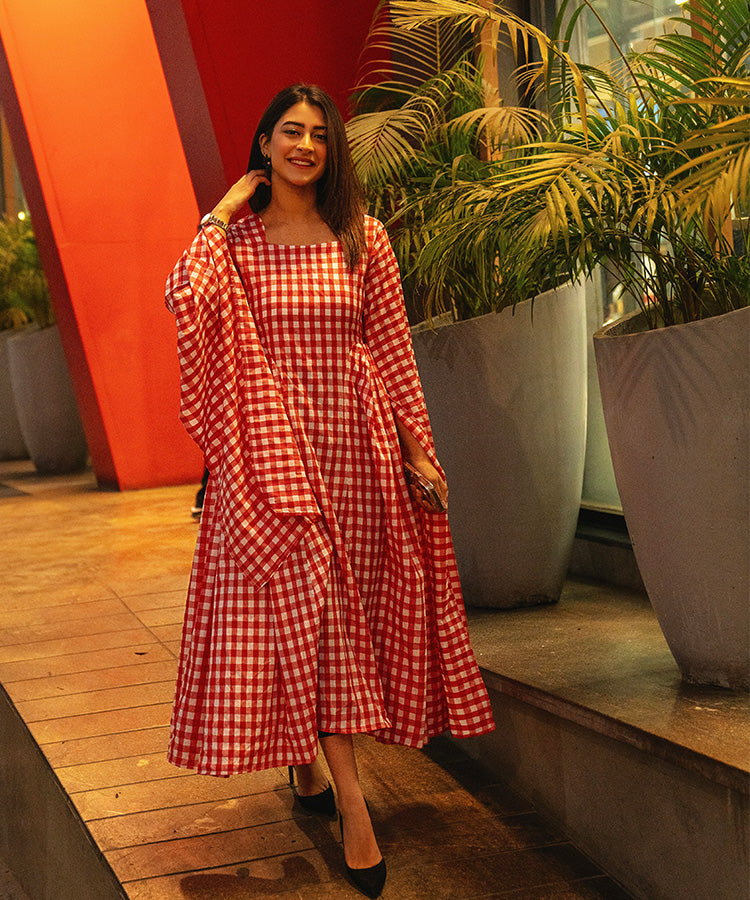 BERRYLUSH LONG SLEEVES DRESS