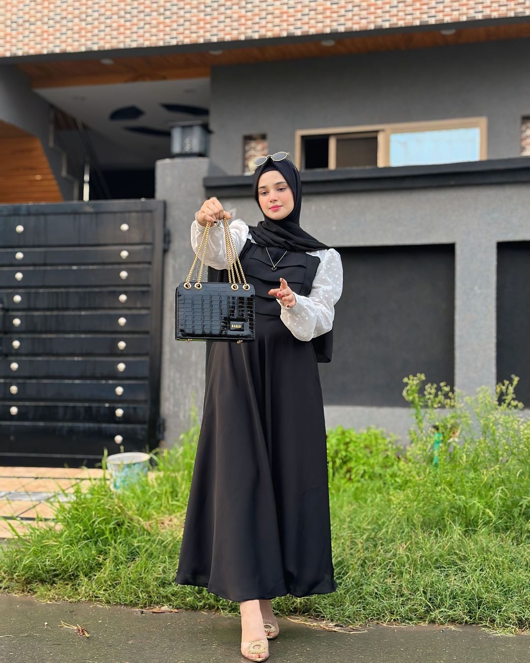 TWO TONE FRONT PLEATED (S.C)
